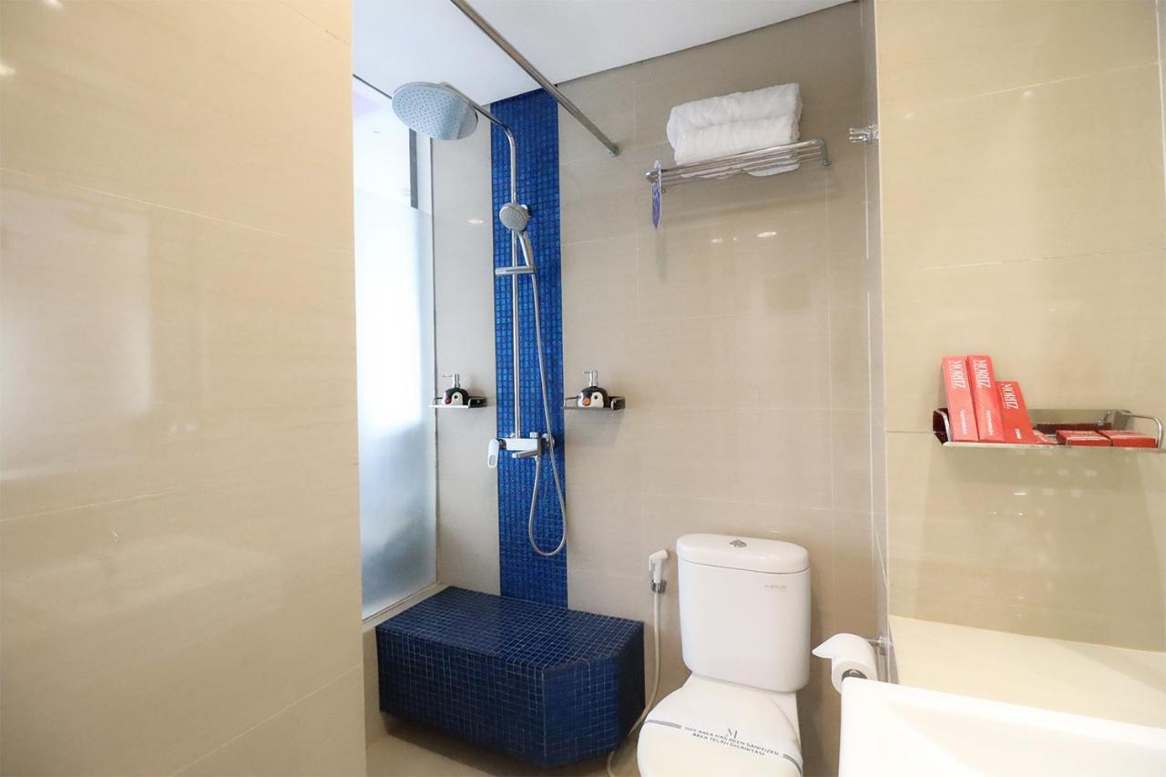 Moritz Biz Gandaria Hotel Jakarta Exterior photo