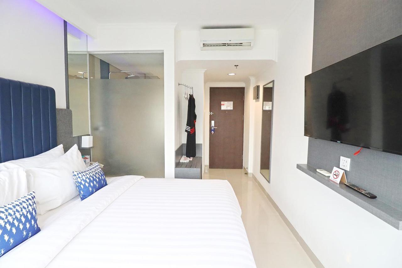 Moritz Biz Gandaria Hotel Jakarta Exterior photo