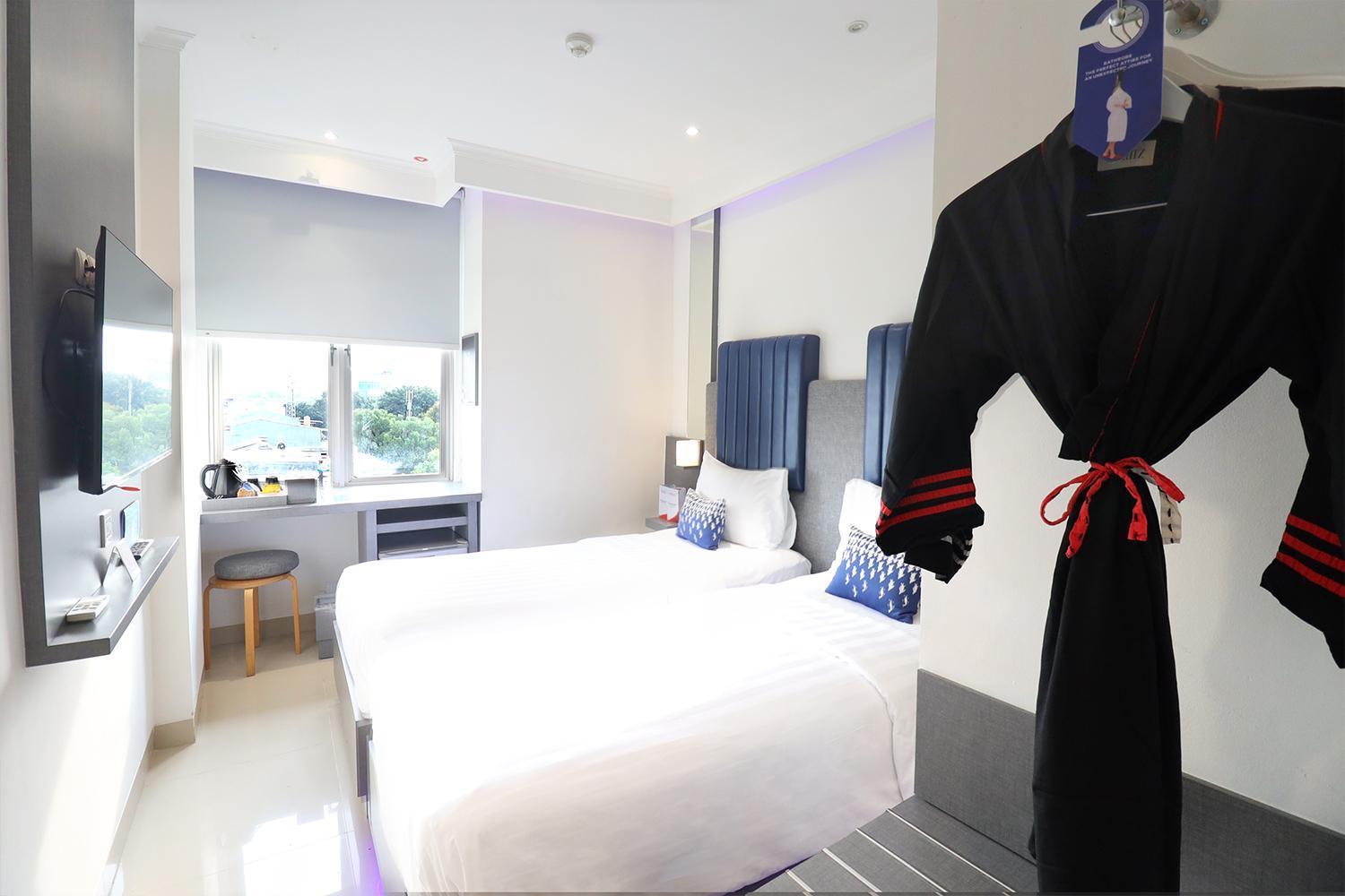 Moritz Biz Gandaria Hotel Jakarta Exterior photo